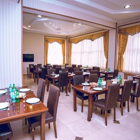 Grand Nakhchivan Hotel ภายนอก รูปภาพ