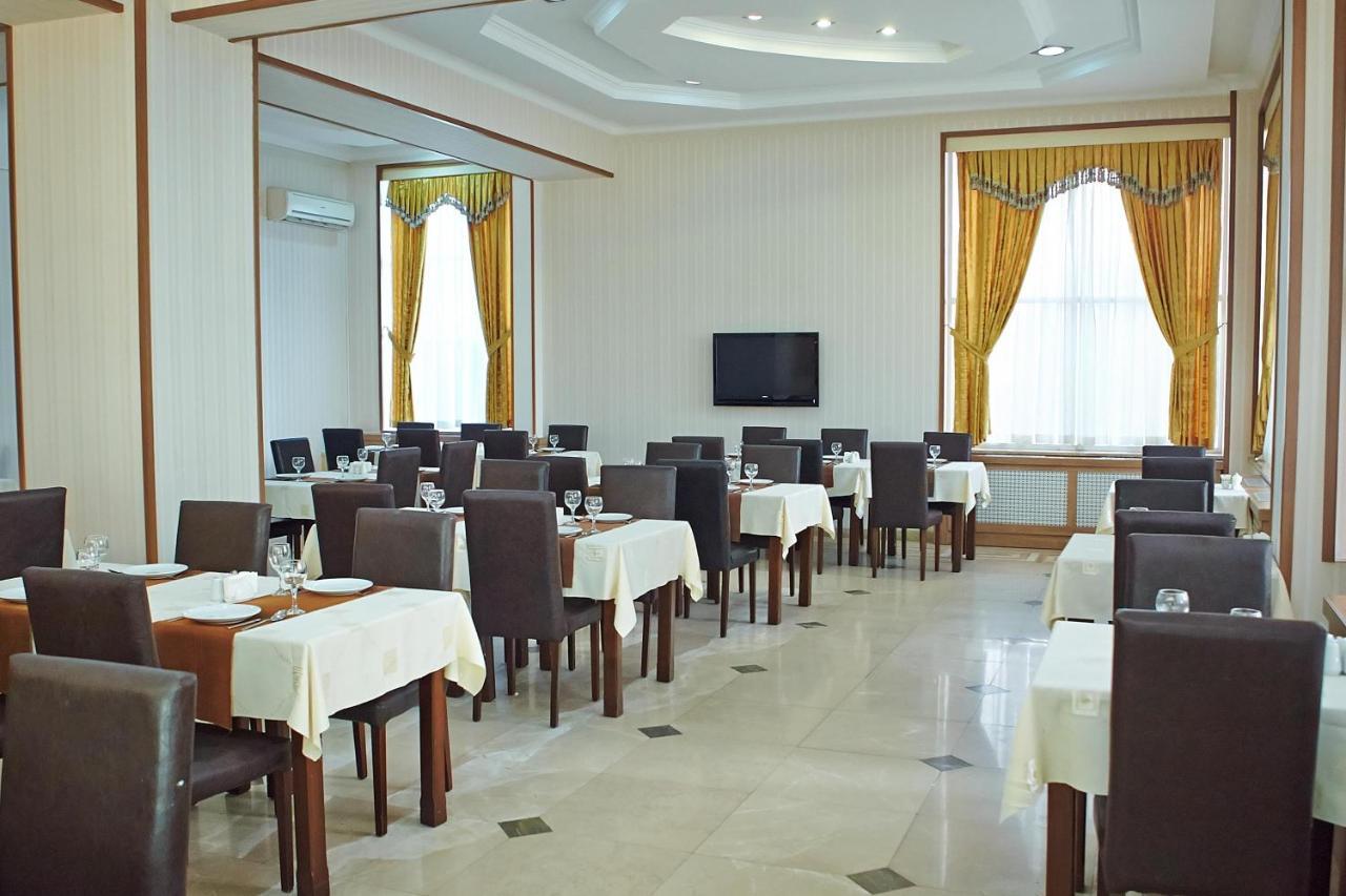 Grand Nakhchivan Hotel ภายนอก รูปภาพ