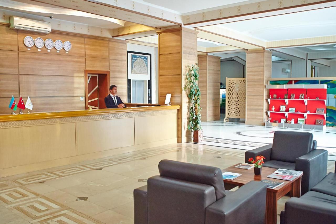 Grand Nakhchivan Hotel ภายนอก รูปภาพ
