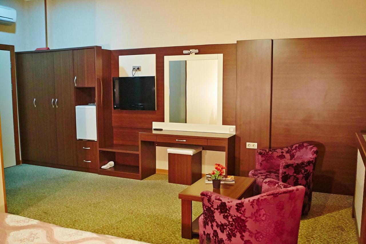 Grand Nakhchivan Hotel ภายนอก รูปภาพ