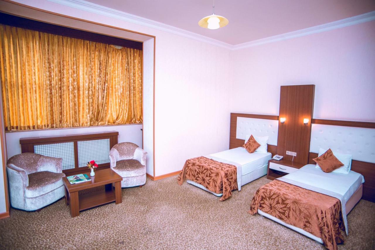 Grand Nakhchivan Hotel ภายนอก รูปภาพ